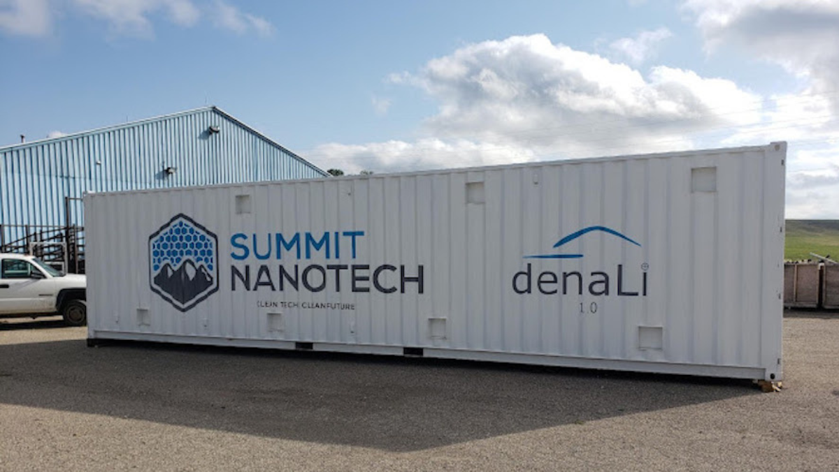 Summit Nanotech Denali DLE container unit positioned outdoors for lithium extraction pilot testing.