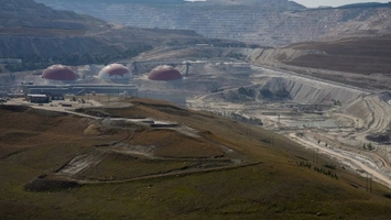 Open-pit lithium mine site with mineral processing facilities